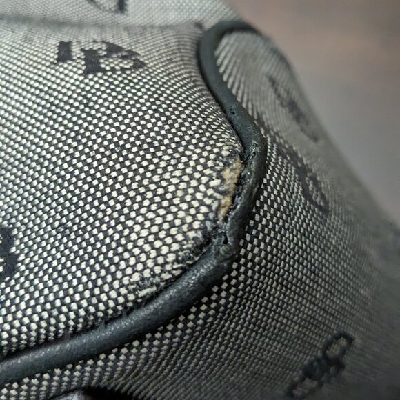 Dooney & Bourke Signature Quilted Logo Zip Zip Black Satchel - Picture 7 of 15